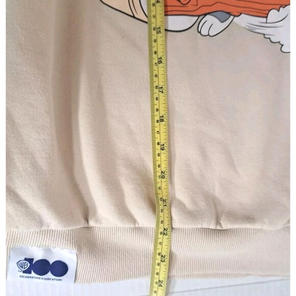 WB 100 Looney Tunes Flintstones Sweatshirt Juniors Medium Bugs Lola Tweety Porky - Picture 4 of 9